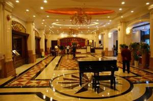 Grand Palace Hotel